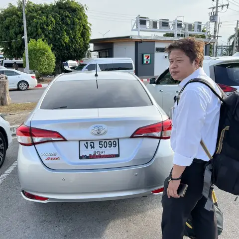 ลูกค้ารับรถเช่าหาดใหญ่ราคาถูกจากตะวันเช่ารถหาดใหญ่ 5