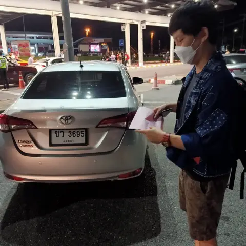 ลูกค้ารับรถเช่าหาดใหญ่ราคาถูกจากตะวันเช่ารถหาดใหญ่ 12