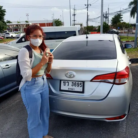 ลูกค้ารับรถเช่าหาดใหญ่ราคาถูกจากตะวันเช่ารถหาดใหญ่ 15