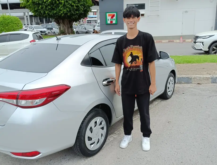 A customer collecting their rental car from Tawan Car Rent Hat Yai