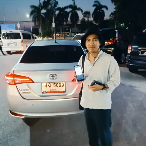 ลูกค้ารับรถเช่าหาดใหญ่ราคาถูกจากตะวันเช่ารถหาดใหญ่ 39