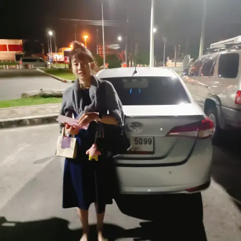 ลูกค้ารับรถเช่าหาดใหญ่ราคาถูกจากตะวันเช่ารถหาดใหญ่ 57
