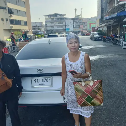 ลูกค้ารับรถเช่าหาดใหญ่ราคาถูกจากตะวันเช่ารถหาดใหญ่ 68